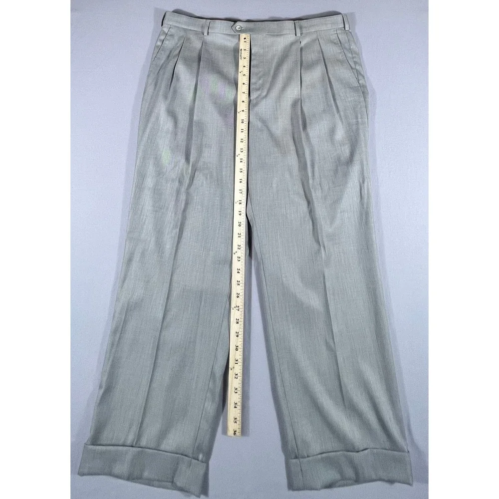 Stafford Essentials Men's 44x30 Gray Pleated Cuffed Classic Fit Dress Pants